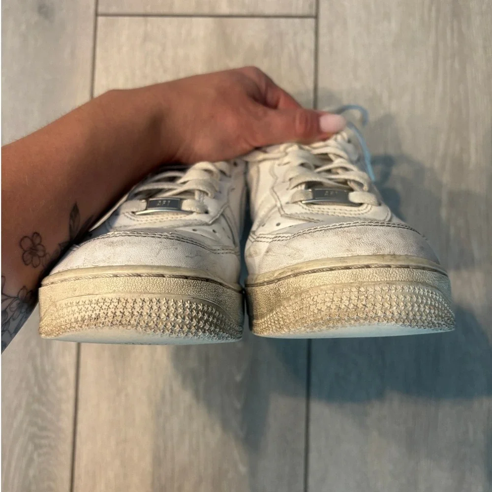 Nike Air Force 1 '07 Triple White Women's Size 8 Low-Top Sneakers